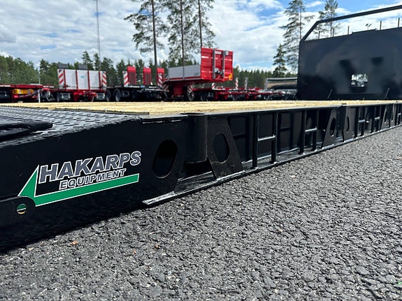 Hakarps - Maskinflak med 63mm stegar och sandwich ramp 9 of 12