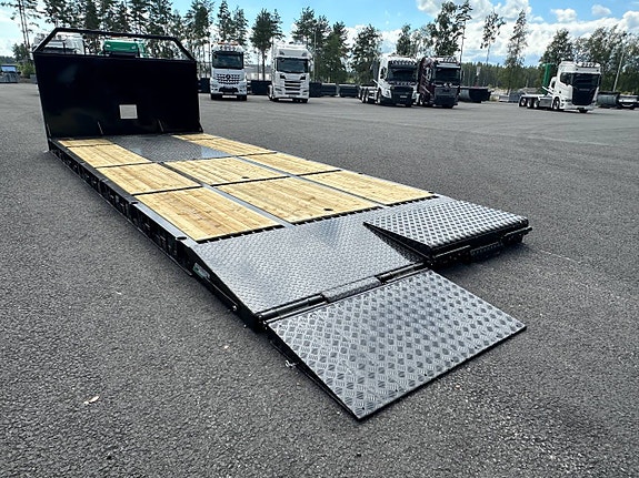 Hakarps - Maskinflak med 63mm stegar och sandwich ramp 4 of 12