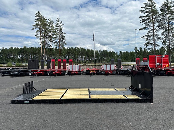 Hakarps - Maskinflak med 63mm stegar och sandwich ramp 7 of 12