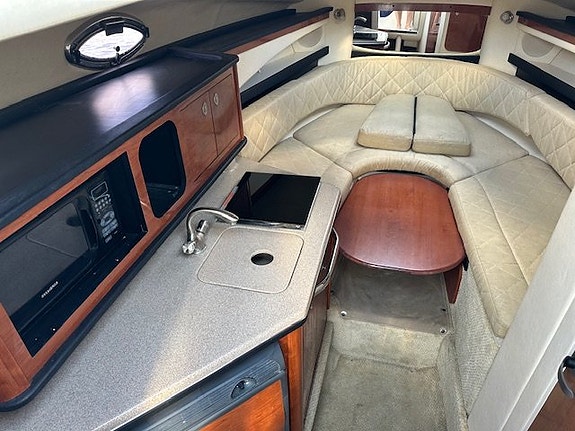 Sea Ray 260/275 Sundancer 5 of 10