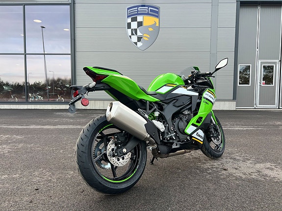 Kawasaki ZX-4RR - Köp Online 3 of 6