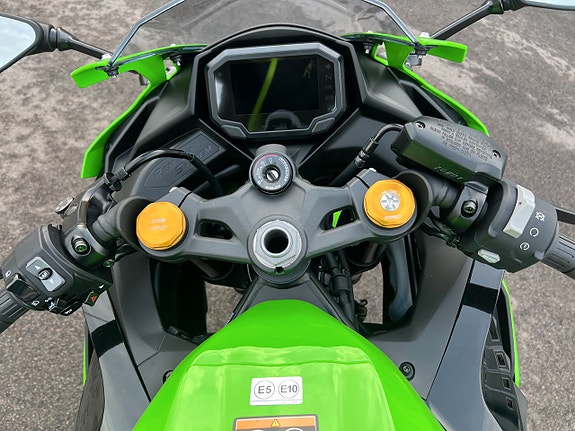 Kawasaki ZX-4RR - Köp Online 6 of 6