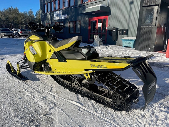 Ski-Doo Backcountry XRS 146" 850 Turbo R -25 *Momsad 49 mil* 3 of 4