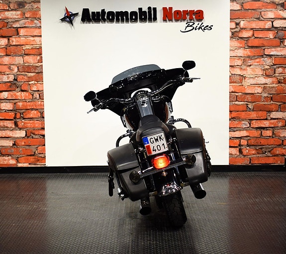 Harley-Davidson Road King Classic 1.6 Twin Cam 96 FLHRC 7 of 17