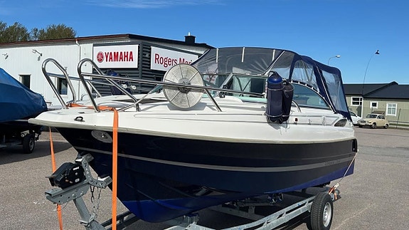 Uttern D-68 -05 inkl MerCruiser 4.3 L -05