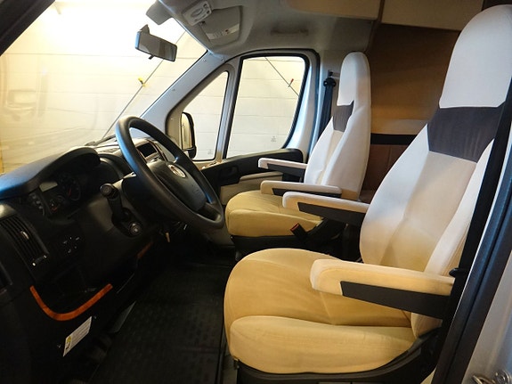 Bürstner Ixeo 740 "Enkelsängar"taksäng"vinterpaket"AC bodel" 21 of 28