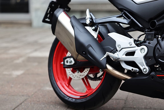 CFMOTO 450 SR | Zircon Black | SOMMARKAMPANJ 6 of 12