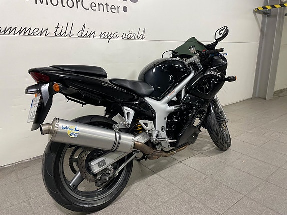 Suzuki SV 650 4 of 7