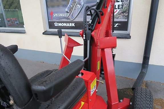 AC Bronco Grävagregat digger 360 2 of 6