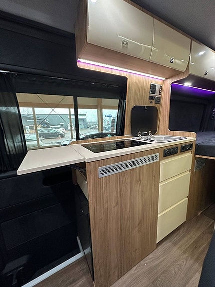 Volkswagen Crafter 177HK AUT AWD Mercus Adventure 600! UNIK! 6 of 18