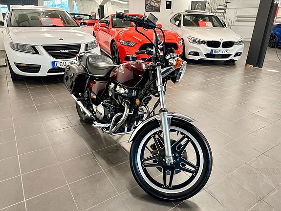 Honda Powersports CM400T Nybesiktigad Samlarobjekt 4 of 13