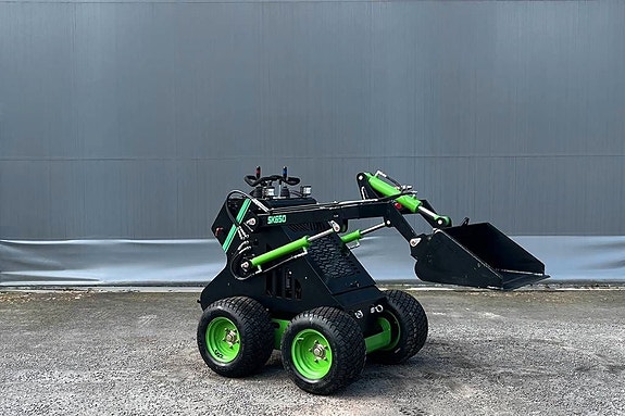 Skid Steer SK650W - Minilastare - Bensinmotor 8 of 18