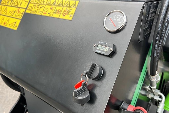Skid Steer SK650W - Minilastare - Bensinmotor 12 of 18
