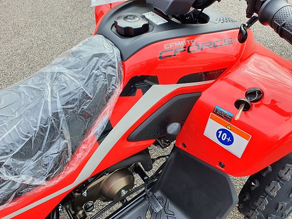 CFMOTO 110EFI. Hjälm från CF ingår 5 of 6
