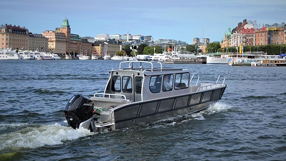 Alukin CW 750 / V8 250hk / Fabriksny / Klar i fabrik v. 26