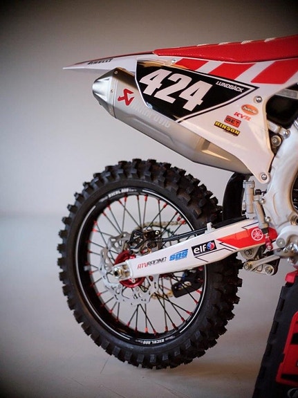 Yamaha YZ250F GYT R Rödvit Edition 14 of 15