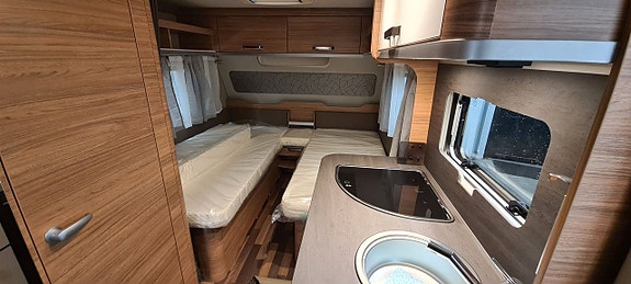 Weinsberg 480 EU CaraOne Edition Hot "Golvvärme" 4 of 5