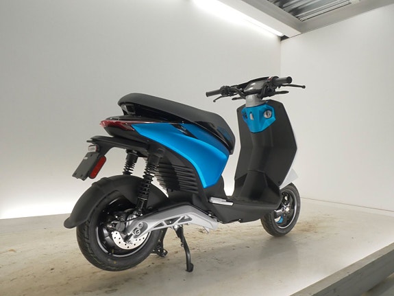 Piaggio 1 + El-Moped 3 of 3