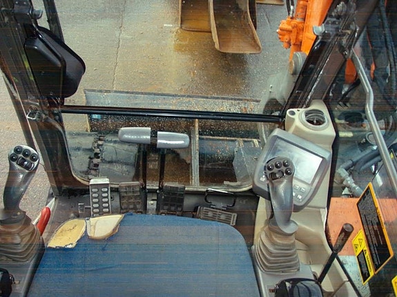 Hitachi ZX 85 US B LC-3 5 of 5