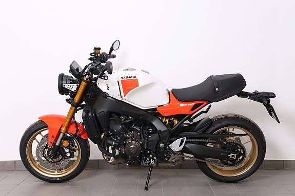 Yamaha XSR900 5 of 14