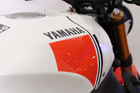 Yamaha XSR900 7 of 14