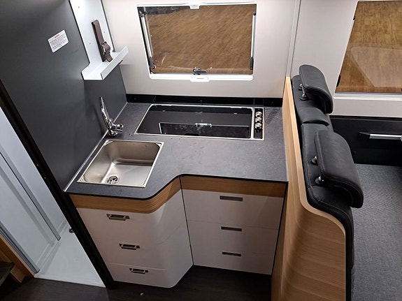 Adria Matrix Plus 670 SL  9-växlad automat (NY) 16 of 30