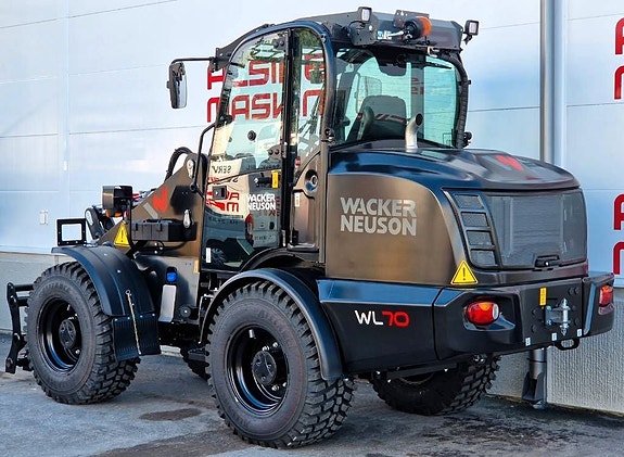 Wacker Neuson WL 70 JET BLACK 3 of 9