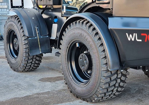 Wacker Neuson WL 70 JET BLACK 4 of 9