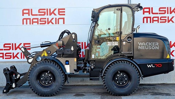 Wacker Neuson WL 70 JET BLACK 2 of 9
