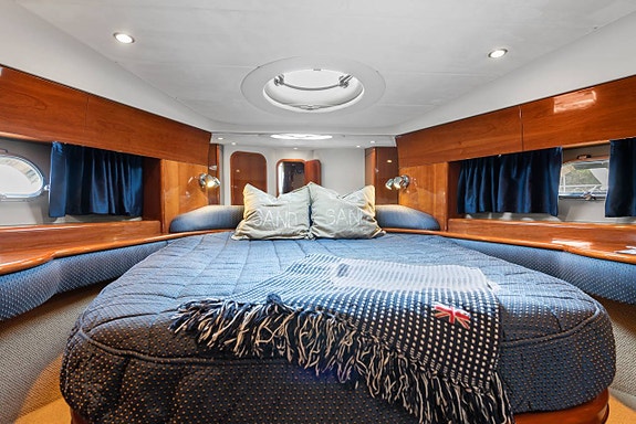 Princess 50 Flybridge 10 of 12