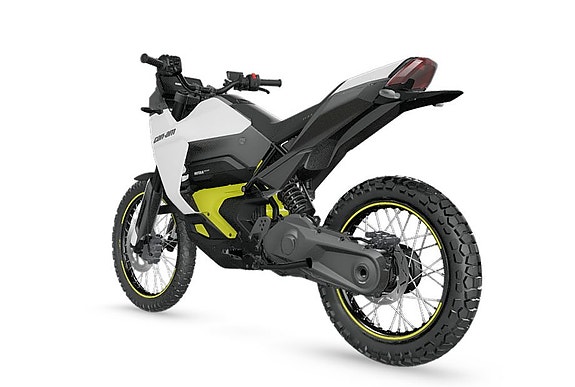 Can-Am Origin 3 of 5