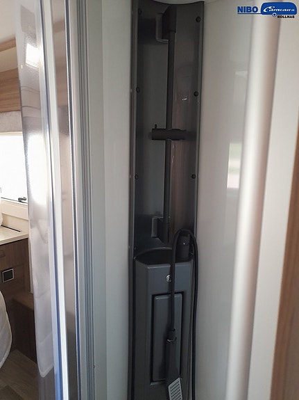 Kabe Imperial Travel Master Intergrated 790 LQB (151 000 KR RABATT!) 11 of 15