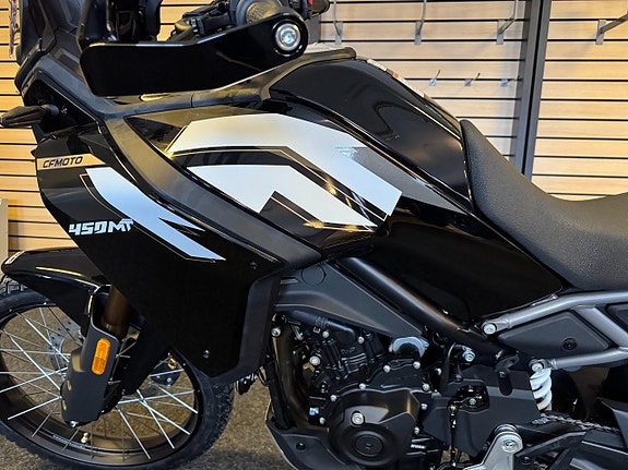 CFMOTO 450 MT Succé Maskinen Nya Nebula black-2026 O.M.G LEVERANS RÄNTEFRITT OMG LEVERANS 11 of 24