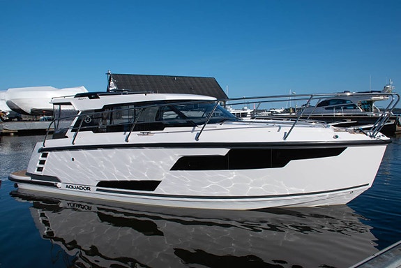 AQUADOR 300HT | Inkommande | 9995/m