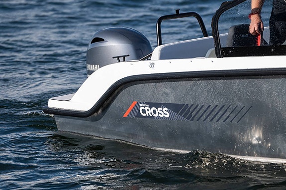 (NY) Yamarin Cross 55 BR Yamaha F115 -25 5 of 12