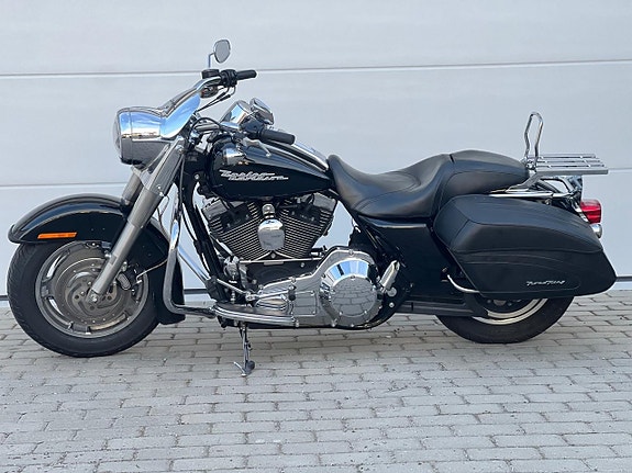 Harley-Davidson Road King Vance & Hines 8 of 10