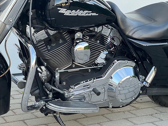 Harley-Davidson Road King Vance & Hines 10 of 10