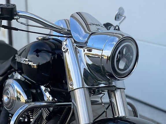 Harley-Davidson Road King Vance & Hines 6 of 10