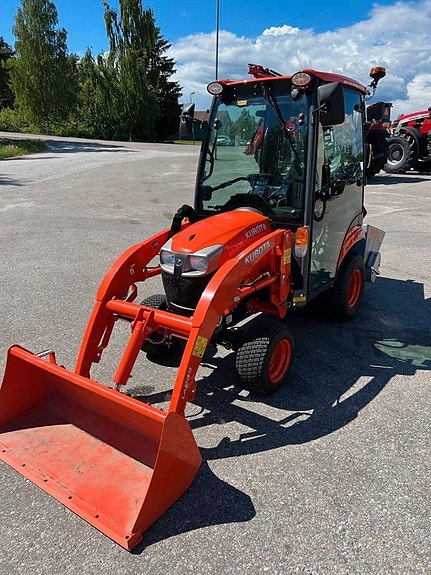 Kubota BX231 4WD OBS 45 Timmar Nyskick