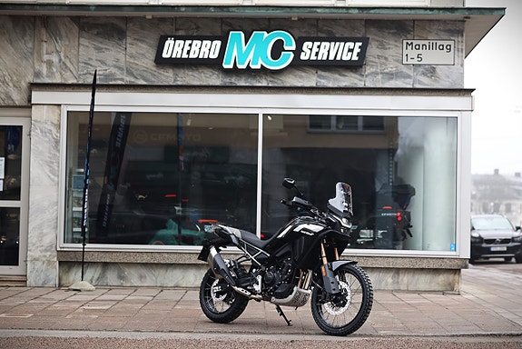 CFMOTO 450 MT | Nebula Black | NU I LAGER