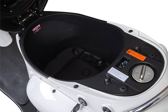 Moped Viarelli Retro Klass 1 Vit | Kampanj 10 of 12