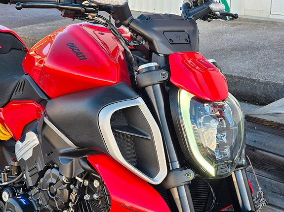 Ducati Diavel V4 KAMPANJ 7 of 9
