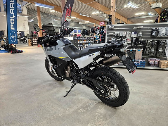 Husqvarna 901 Norden -26 3 of 4