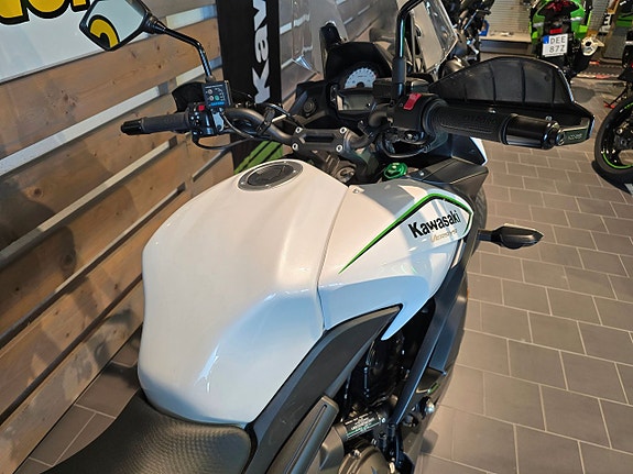 Kawasaki Versys 650 3 of 9