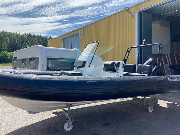 Adventure Vesta 650 m Suzuki DF 150 - 22