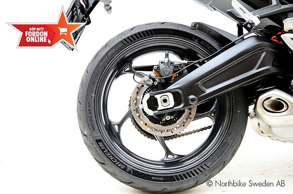 Triumph Daytona 660 - Fri hemleverans! *Prissänkt 20.000 kr* 5 of 13