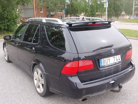 Saab 9-5 4 of 10