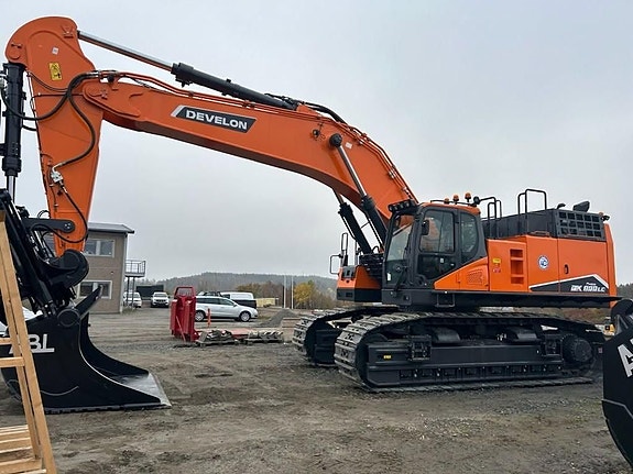 Develon DX800LC-7 Oanvänd, fullutrustad