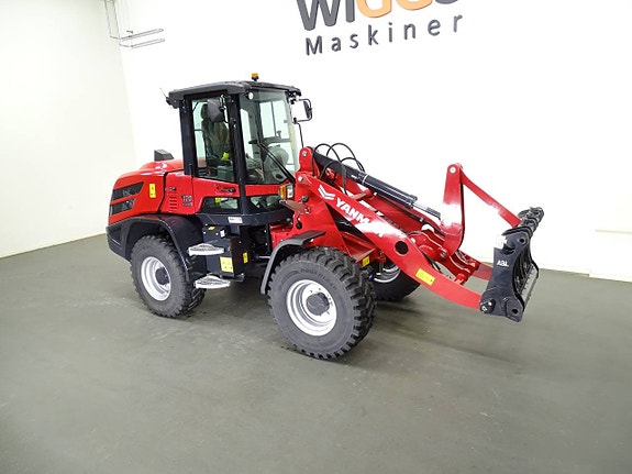 Yanmar V120-5 3 of 6