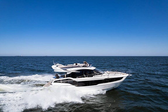 NY Galeon 440 Flybridge/ Galeon 450 HTC 4 of 12